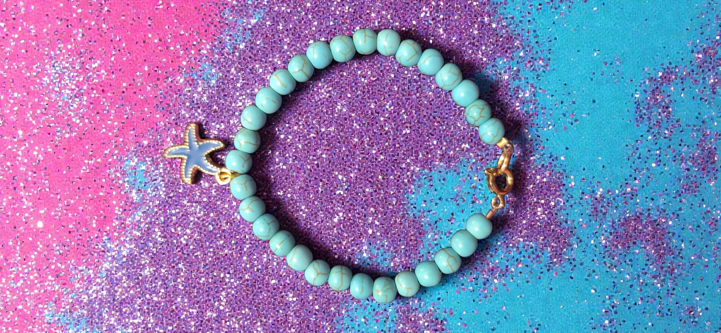 Turquoise starfish glass beaded bracelet