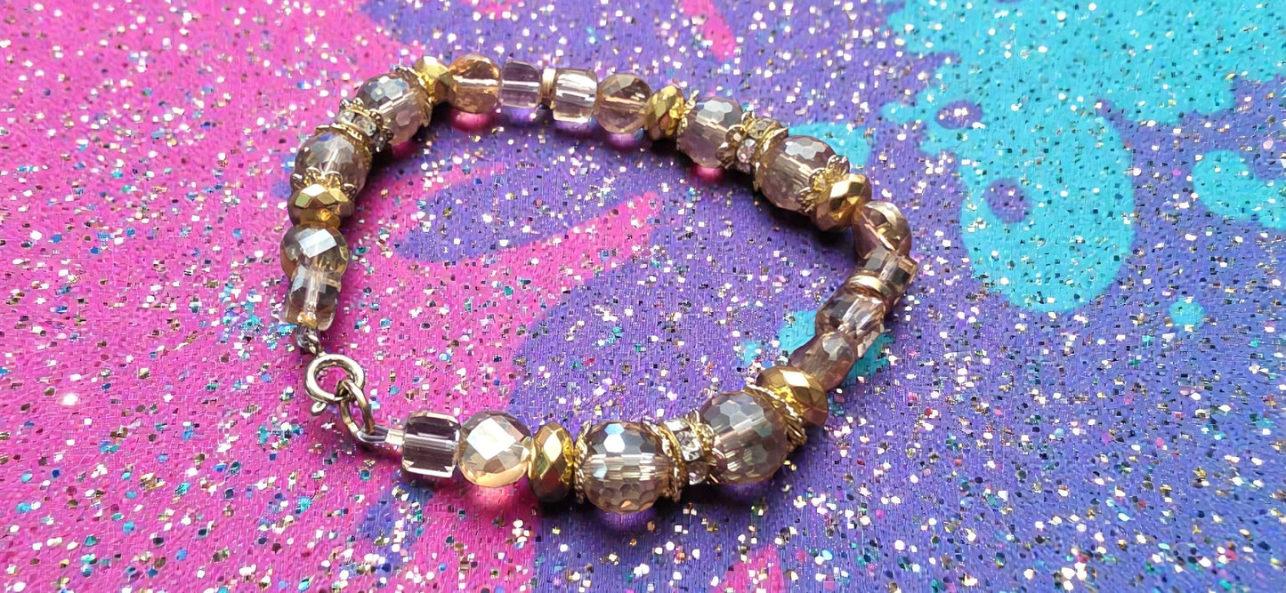 Peach Dreams glass beaded bracelet